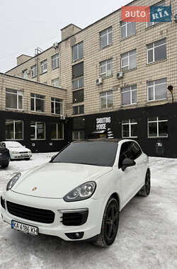 Внедорожник / Кроссовер Porsche Cayenne 2013 в Киеве