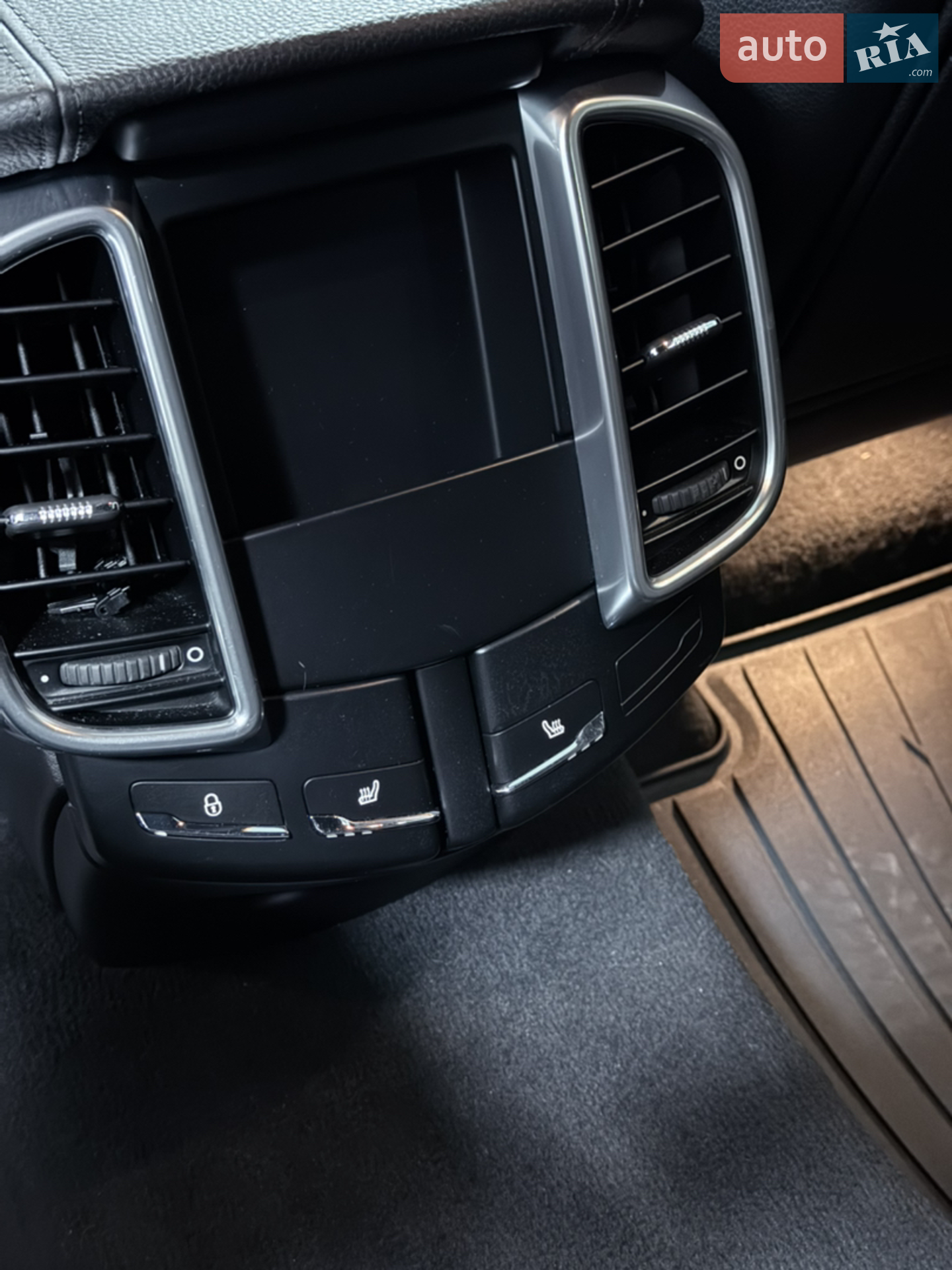 2014 Porsche Cayenne - мініатюра 21