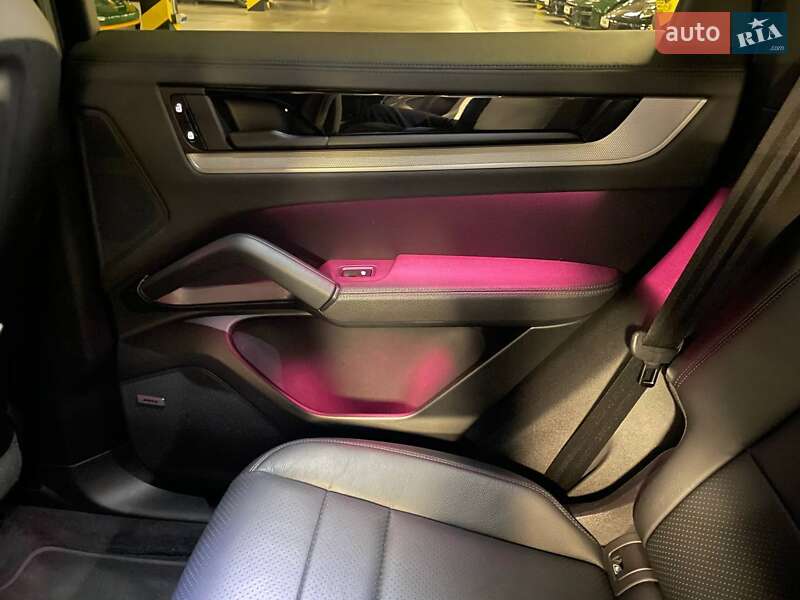 Внедорожник / Кроссовер Porsche Cayenne 2023 в Киеве фото 43 Внедорожник / Кроссовер Porsche Cayenne 2023 в Киеве