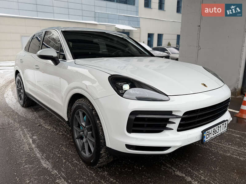Внедорожник / Кроссовер Porsche Cayenne 2018 в Киеве