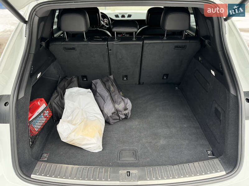 Внедорожник / Кроссовер Porsche Cayenne 2018 в Киеве