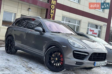 Внедорожник / Кроссовер Porsche Cayenne 2010 в Киеве