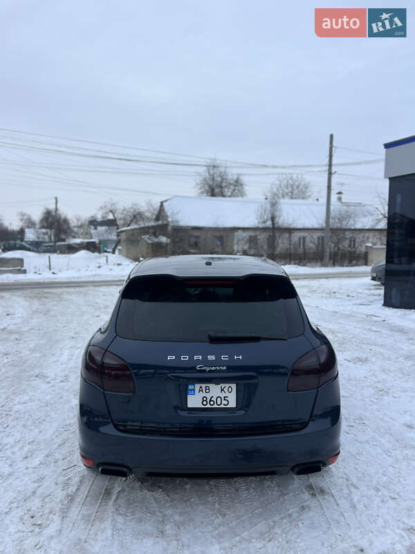 Внедорожник / Кроссовер Porsche Cayenne 2012 в Виннице