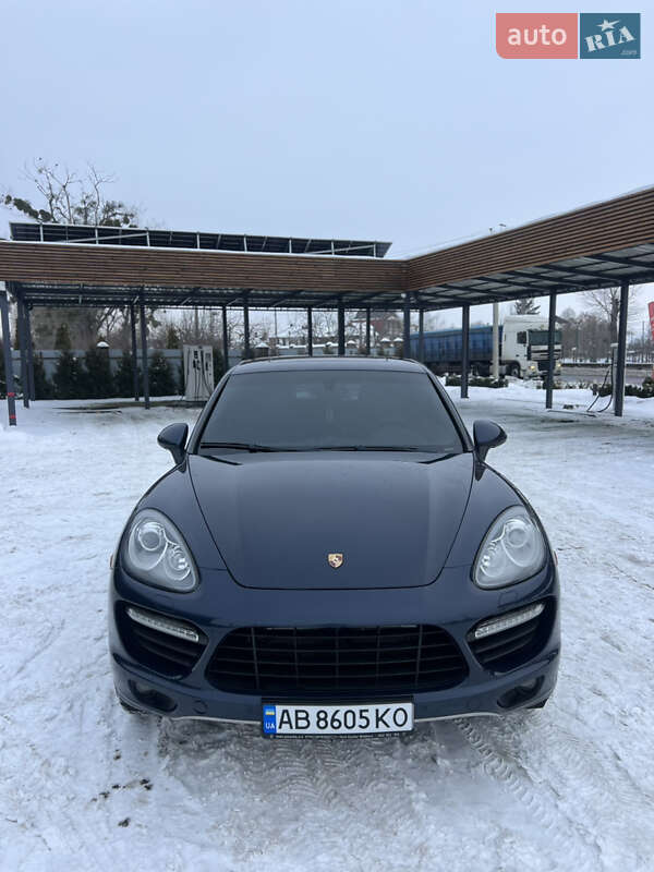 Внедорожник / Кроссовер Porsche Cayenne 2012 в Виннице