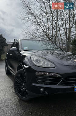 Внедорожник / Кроссовер Porsche Cayenne 2013 в Тернополе