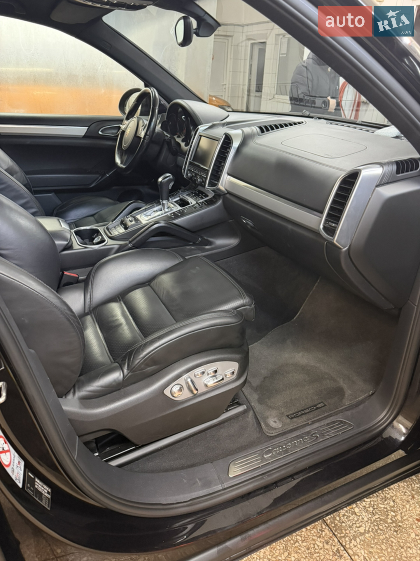 2010 Porsche Cayenne - мініатюра 18