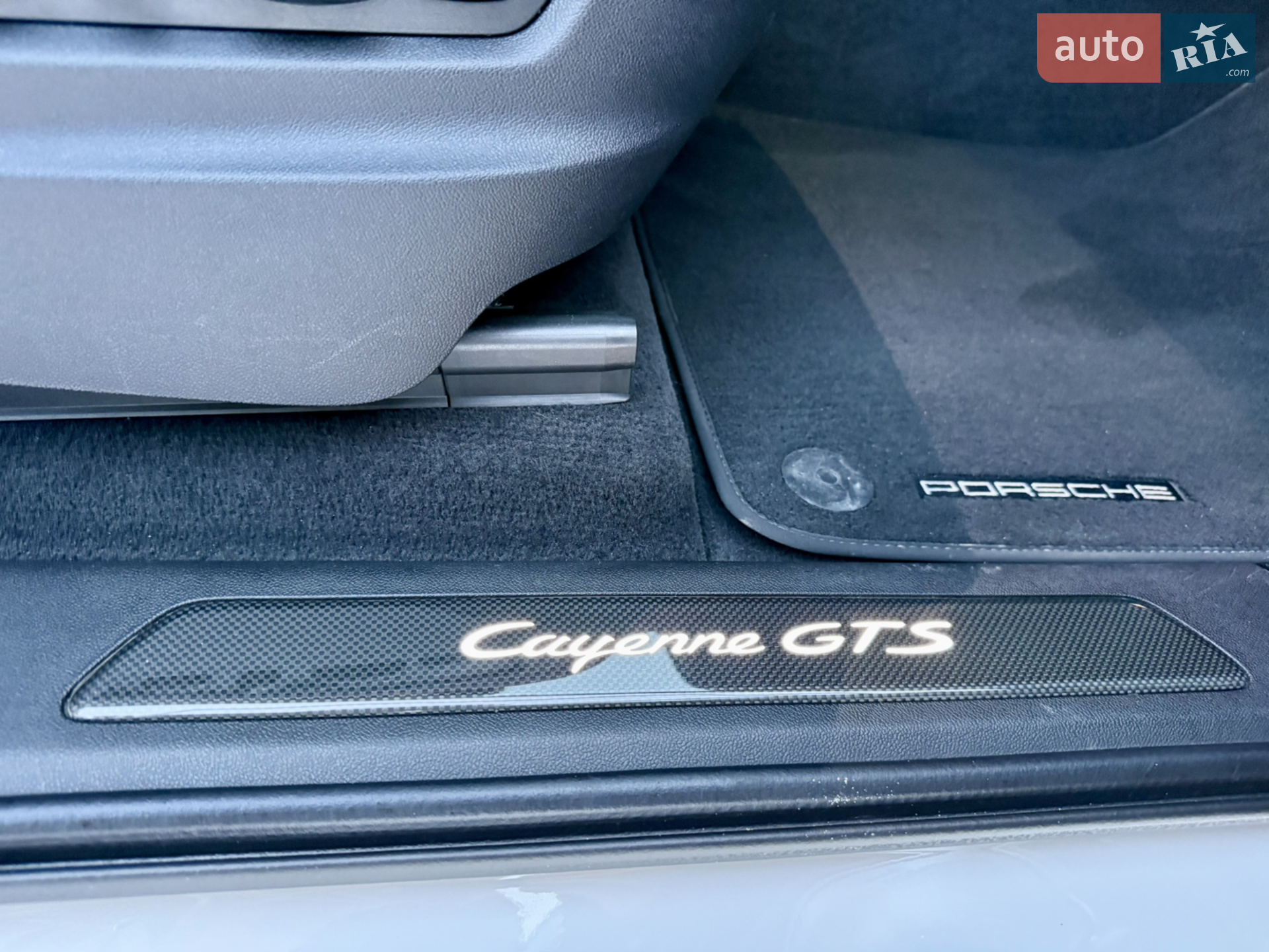 2022 Porsche Cayenne - мініатюра 13