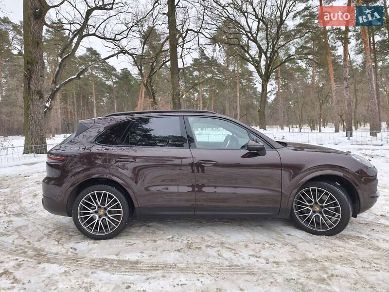Внедорожник / Кроссовер Porsche Cayenne 2019 в Киеве фото 4 Внедорожник / Кроссовер Porsche Cayenne 2019 в Киеве