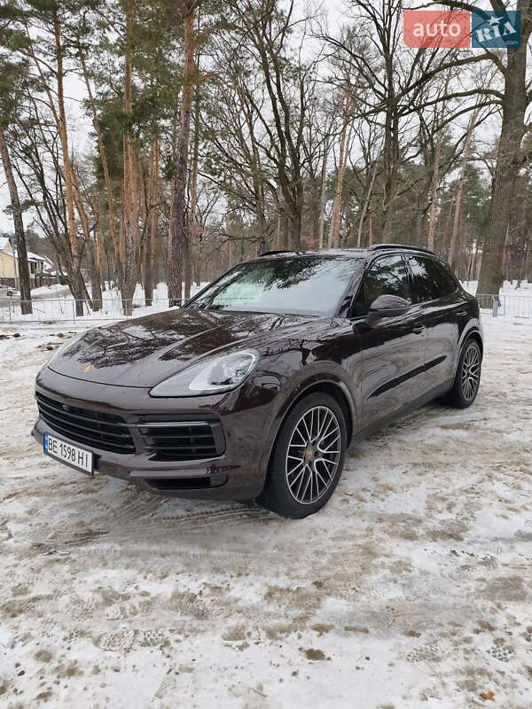 Внедорожник / Кроссовер Porsche Cayenne 2019 в Киеве фото 25 Внедорожник / Кроссовер Porsche Cayenne 2019 в Киеве