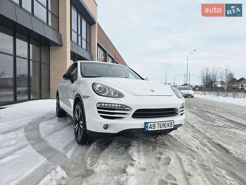 Внедорожник / Кроссовер Porsche Cayenne 2012 в Виннице