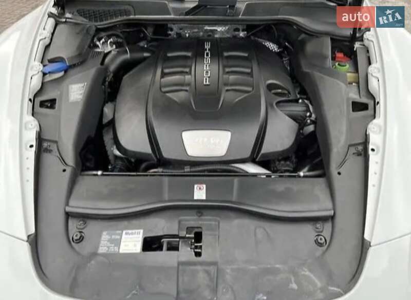 Внедорожник / Кроссовер Porsche Cayenne 2012 в Виннице