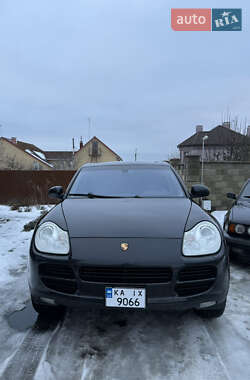 Внедорожник / Кроссовер Porsche Cayenne 2004 в Белогородке