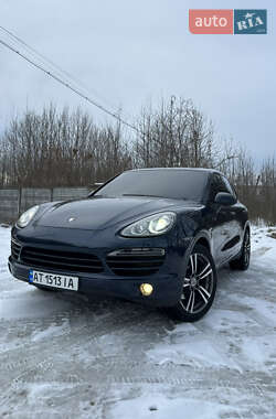 Внедорожник / Кроссовер Porsche Cayenne 2011 в Коломые