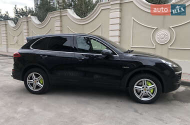 Внедорожник / Кроссовер Porsche Cayenne 2015 в Одессе