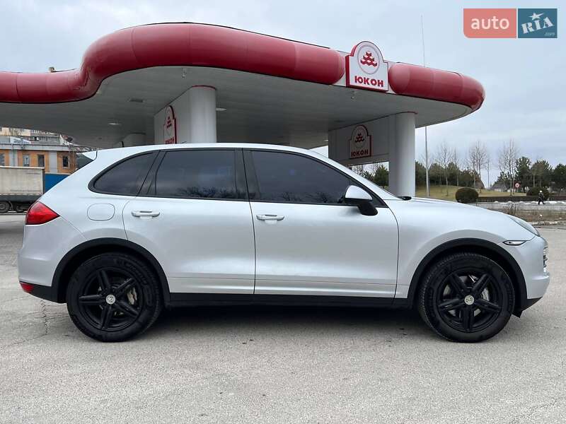 Внедорожник / Кроссовер Porsche Cayenne 2010 в Днепре