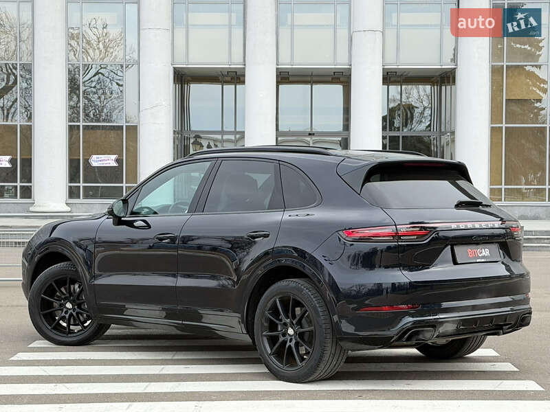 Внедорожник / Кроссовер Porsche Cayenne 2019 в Одессе
