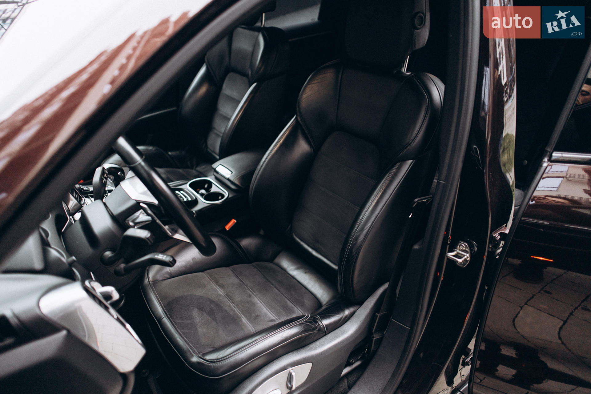2016 Porsche Cayenne - мініатюра 19