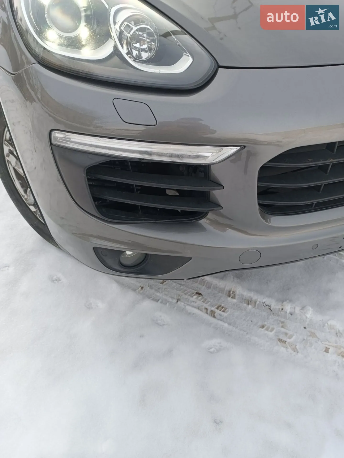2015 Porsche Cayenne - мініатюра 16