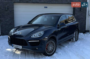 Позашляховик / Кросовер Porsche Cayenne 2011 в Одесі