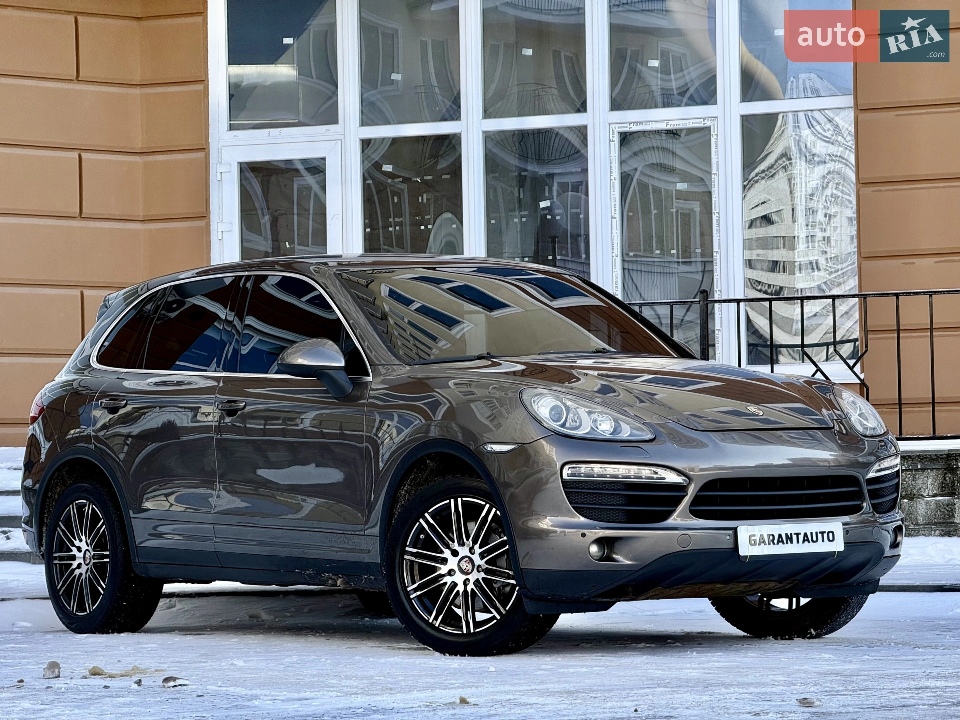 2011 Porsche Cayenne - мініатюра 20