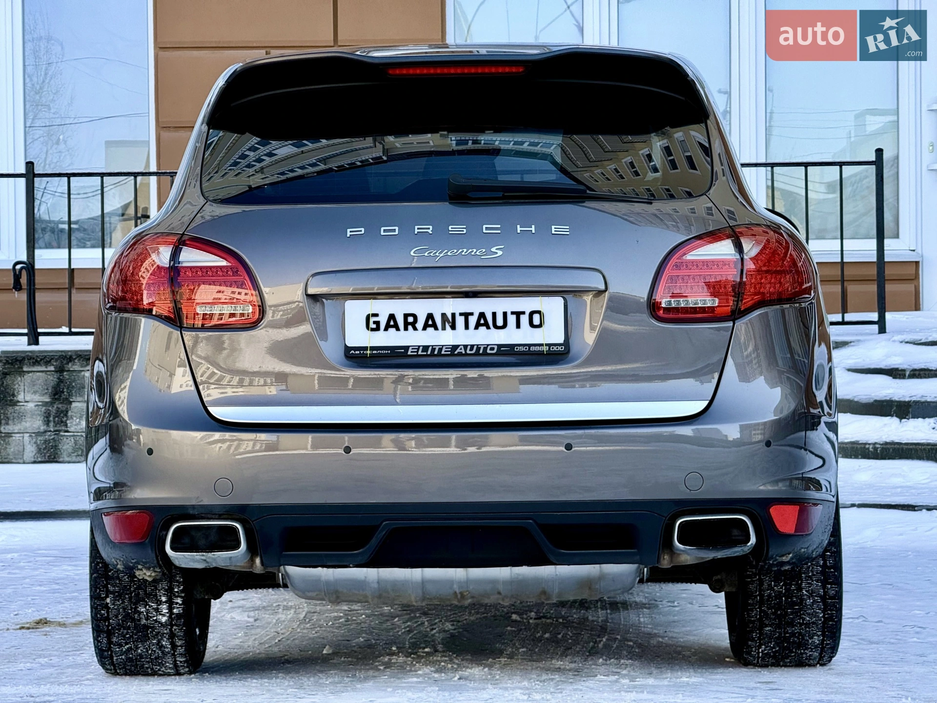 2011 Porsche Cayenne - мініатюра 29