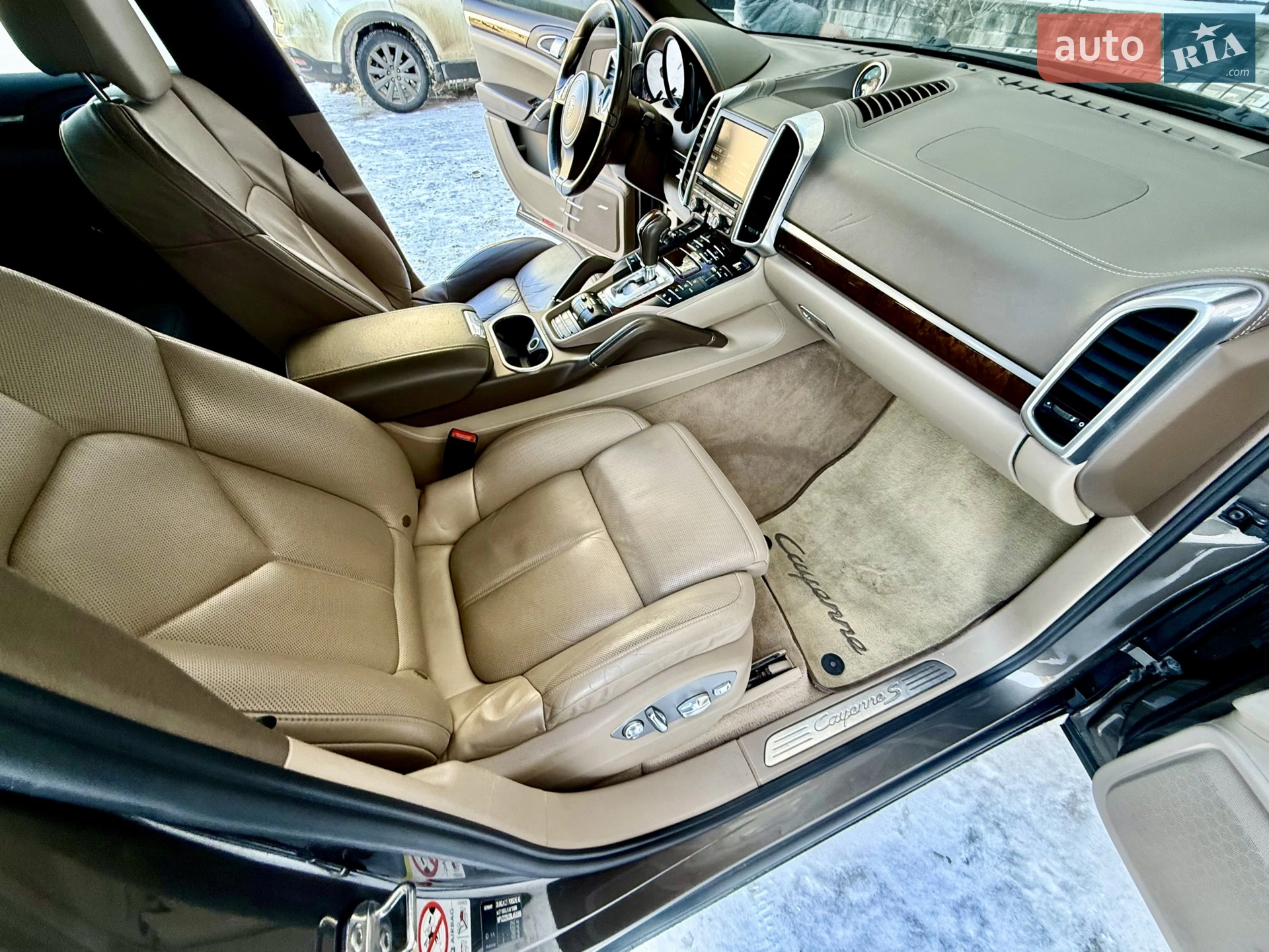 2011 Porsche Cayenne - мініатюра 75