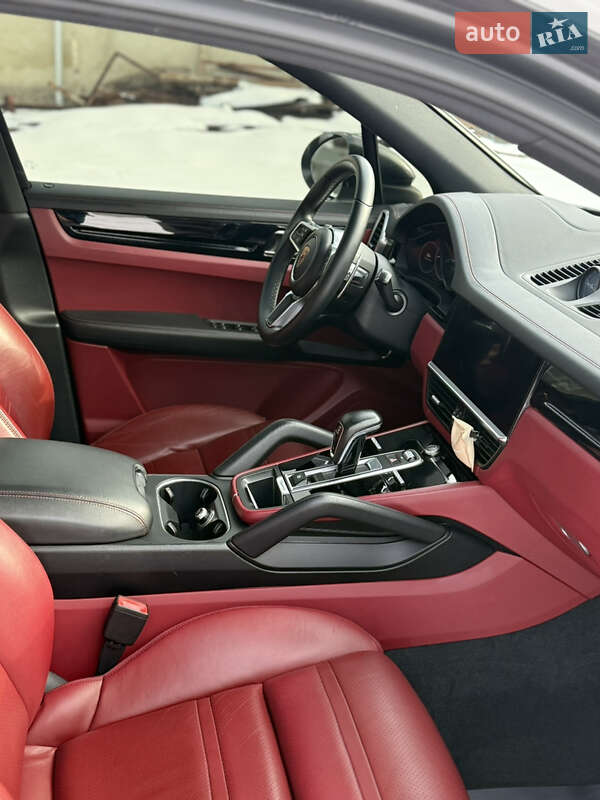 Внедорожник / Кроссовер Porsche Cayenne 2018 в Ивано-Франковске фото 12 Внедорожник / Кроссовер Porsche Cayenne 2018 в Ивано-Франковске