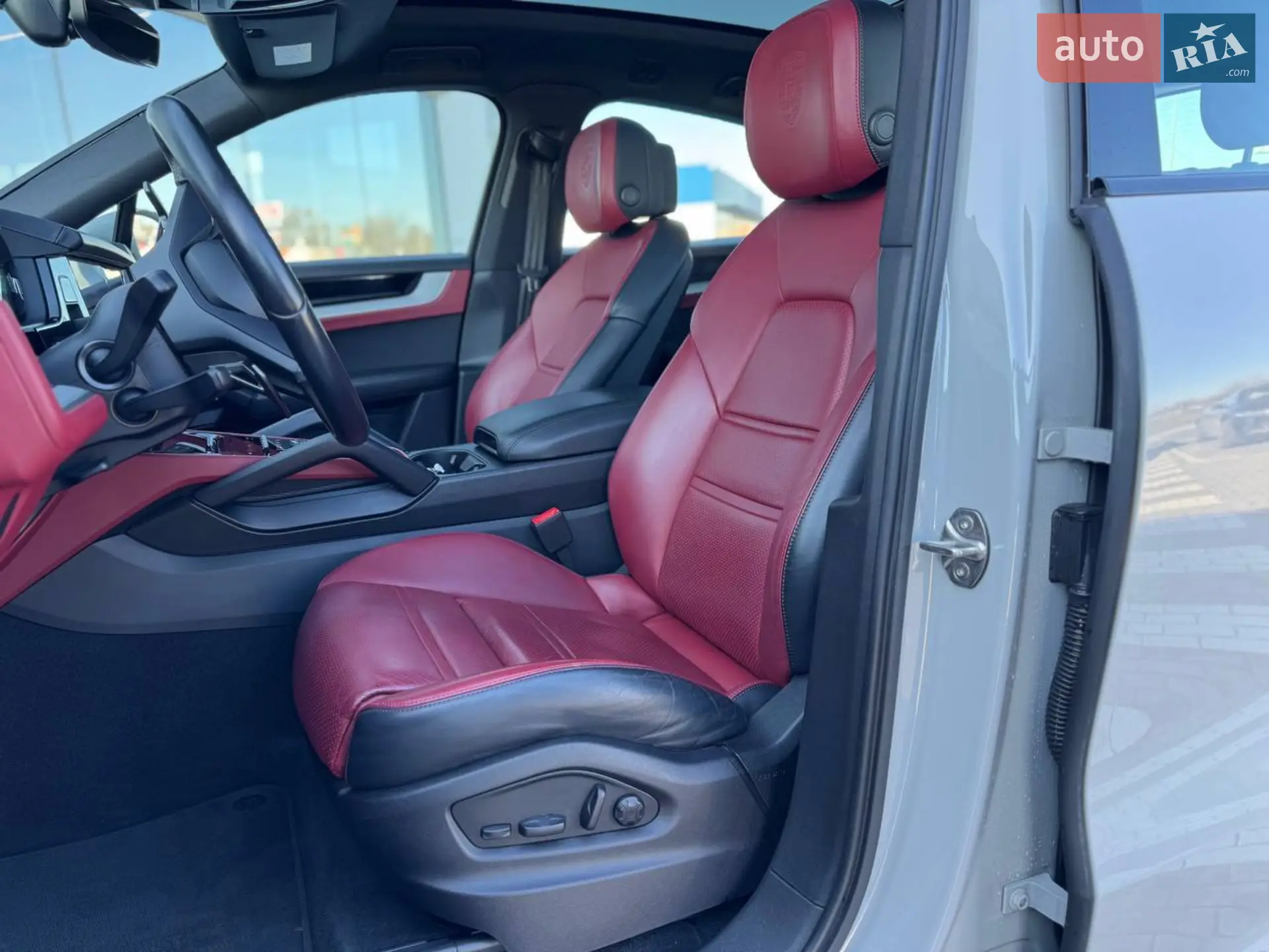 2023 Porsche Cayenne - мініатюра 12