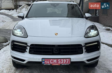 Позашляховик / Кросовер Porsche Cayenne 2019 в Львові