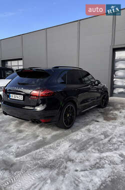 Внедорожник / Кроссовер Porsche Cayenne 2012 в Киеве