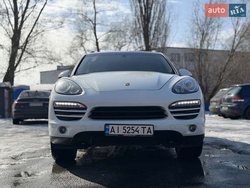Внедорожник / Кроссовер Porsche Cayenne 2011 в Киеве фото 9 Внедорожник / Кроссовер Porsche Cayenne 2011 в Киеве