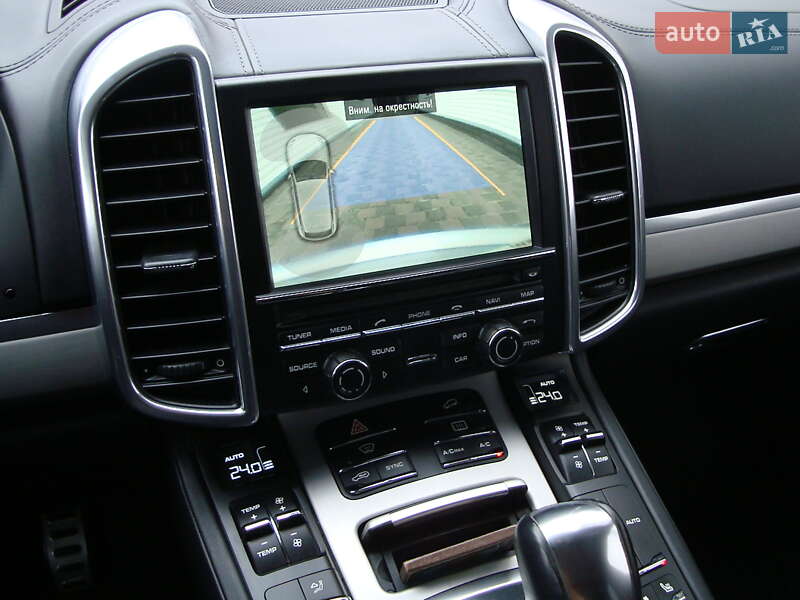 Внедорожник / Кроссовер Porsche Cayenne 2014 в Ровно