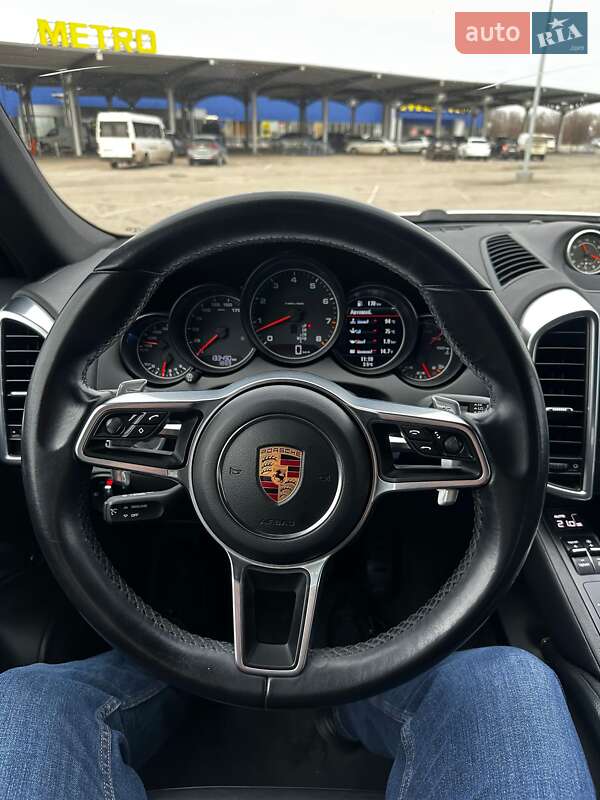 Внедорожник / Кроссовер Porsche Cayenne 2017 в Днепре