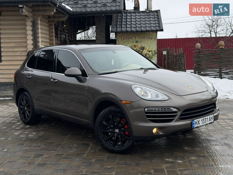 Внедорожник / Кроссовер Porsche Cayenne 2013 в Тернополе