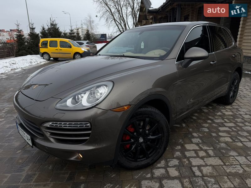 Внедорожник / Кроссовер Porsche Cayenne 2013 в Тернополе