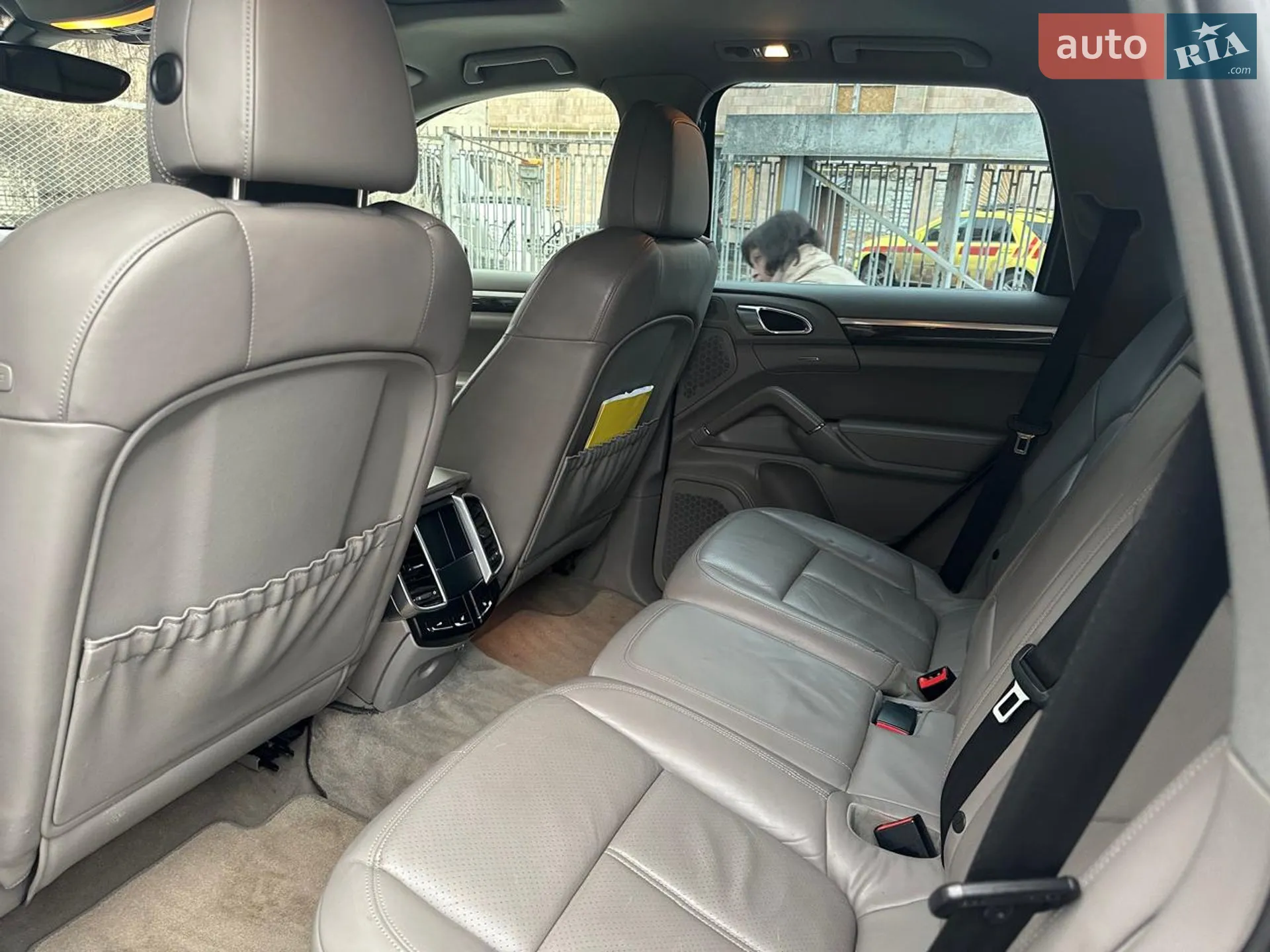 2010 Porsche Cayenne - мініатюра 6