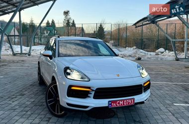 Внедорожник / Кроссовер Porsche Cayenne 2021 в Львове