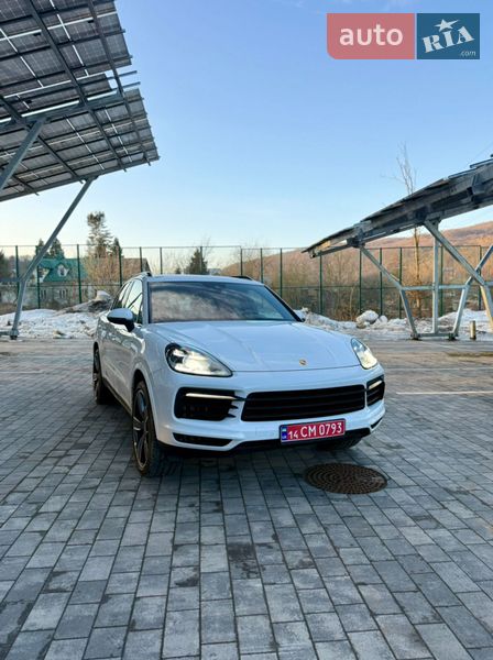 Внедорожник / Кроссовер Porsche Cayenne 2021 в Львове