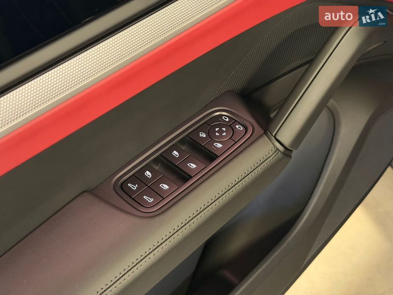 Внедорожник / Кроссовер Porsche Cayenne 2023 в Киеве