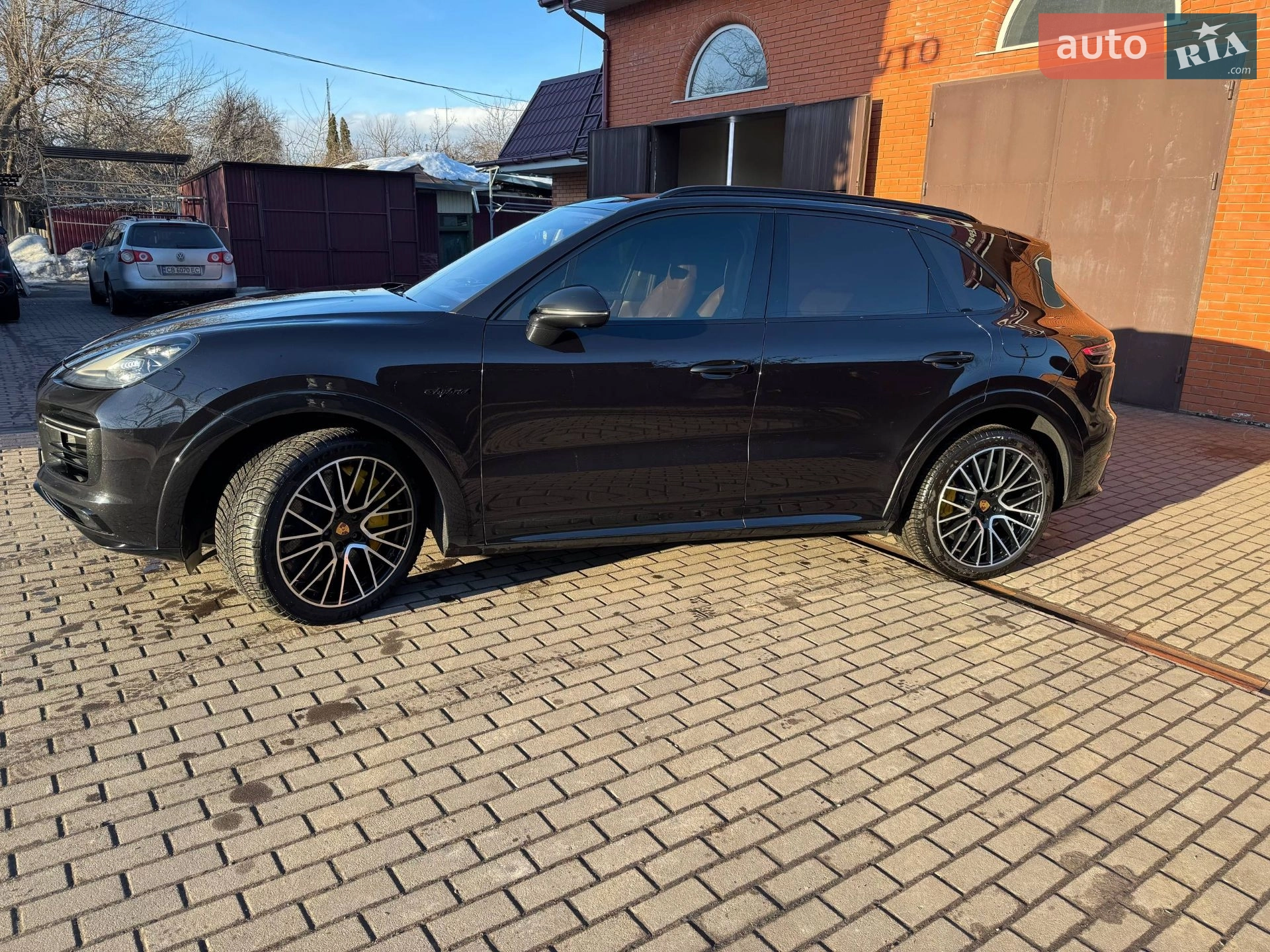2019 Porsche Cayenne - мініатюра 2