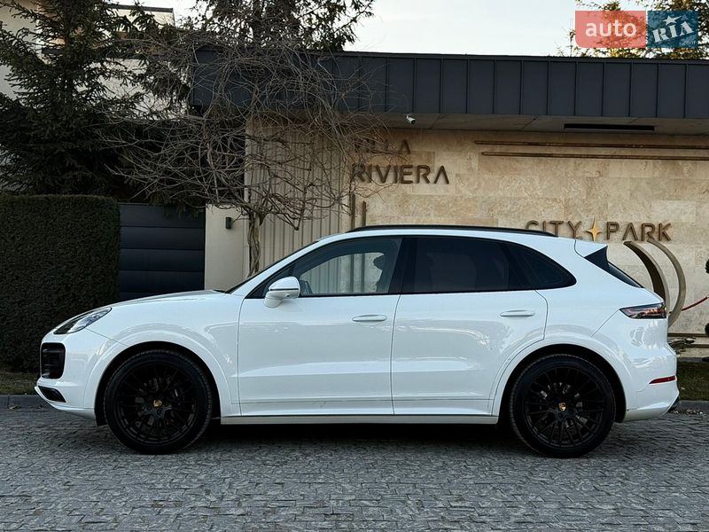Внедорожник / Кроссовер Porsche Cayenne 2018 в Львове