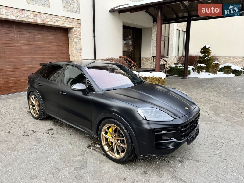 Внедорожник / Кроссовер Porsche Cayenne 2024 в Киеве