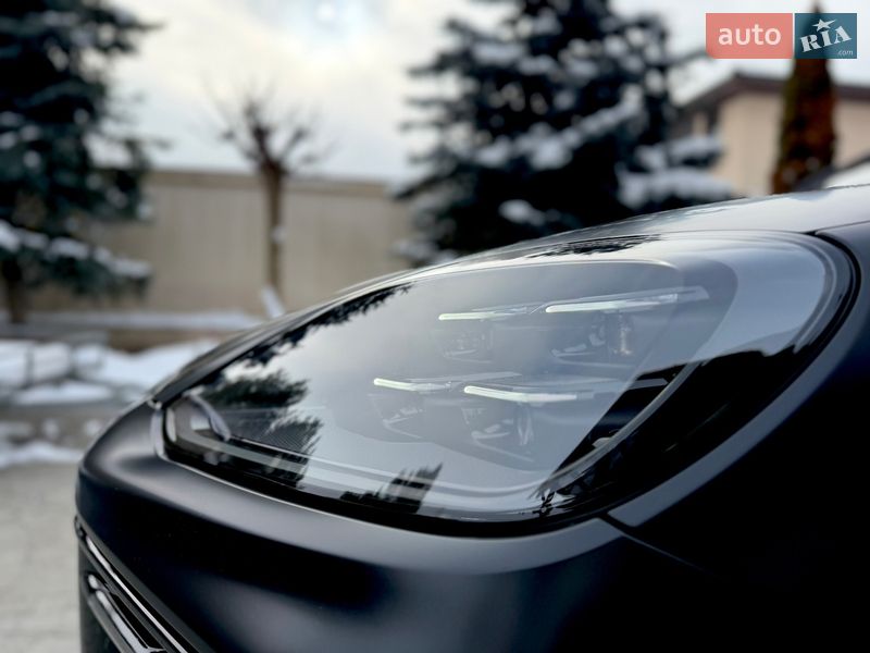 Внедорожник / Кроссовер Porsche Cayenne 2024 в Киеве