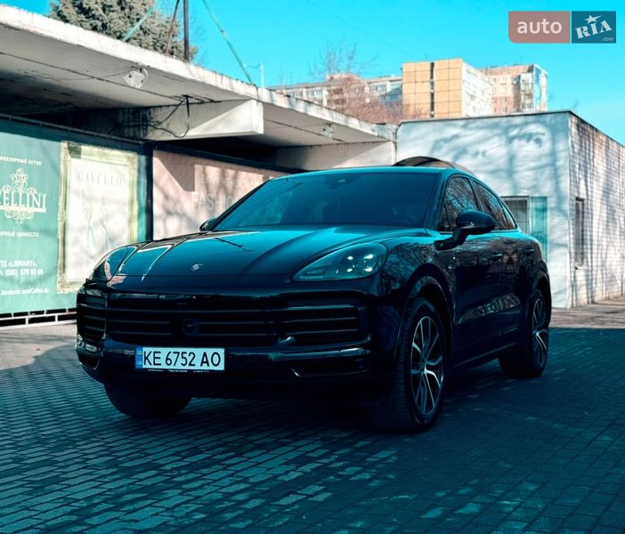 Позашляховик / Кросовер Porsche Cayenne 2022 в Дніпрі