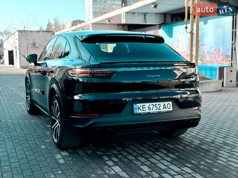 Позашляховик / Кросовер Porsche Cayenne 2022 в Дніпрі