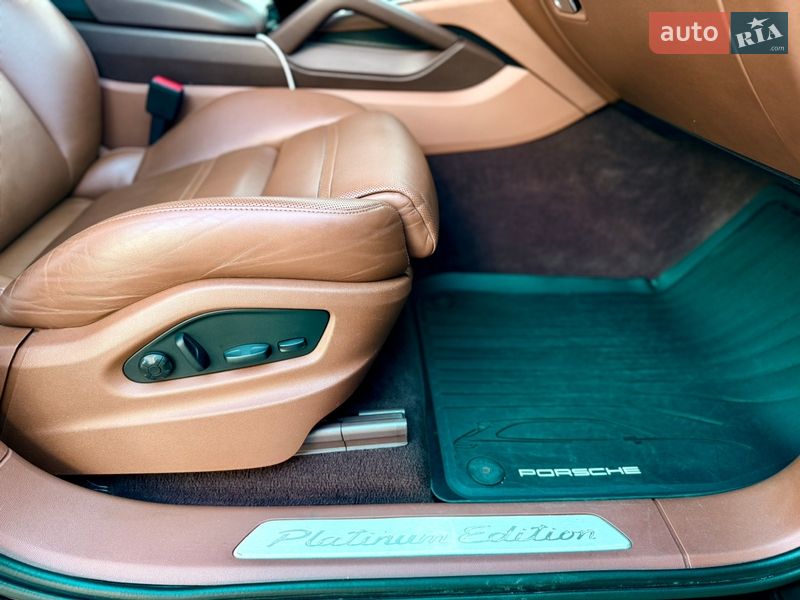 Позашляховик / Кросовер Porsche Cayenne 2022 в Дніпрі