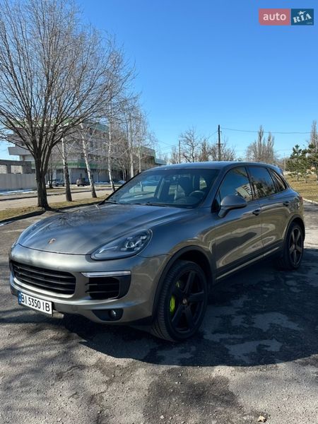 Позашляховик / Кросовер Porsche Cayenne 2015 в Кременчуці
