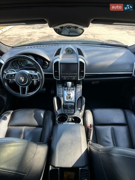 Позашляховик / Кросовер Porsche Cayenne 2015 в Кременчуці