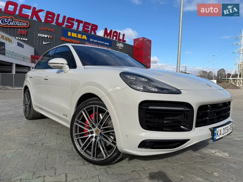 Porsche Cayenne 2022