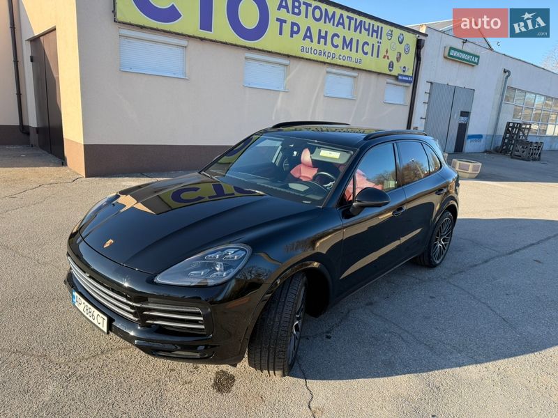 Внедорожник / Кроссовер Porsche Cayenne 2019 в Запорожье